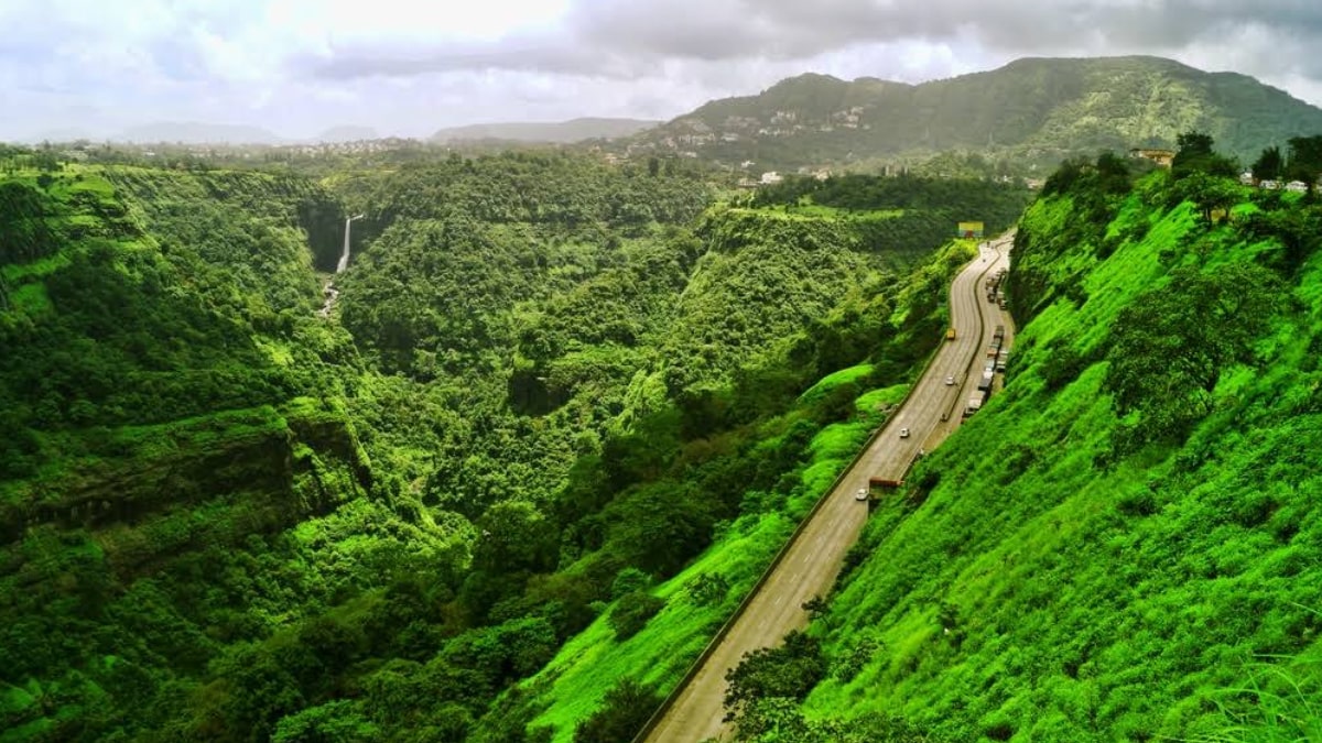 Weekend Getaways from Mumbai: Best Destinations for the Busy Commuter