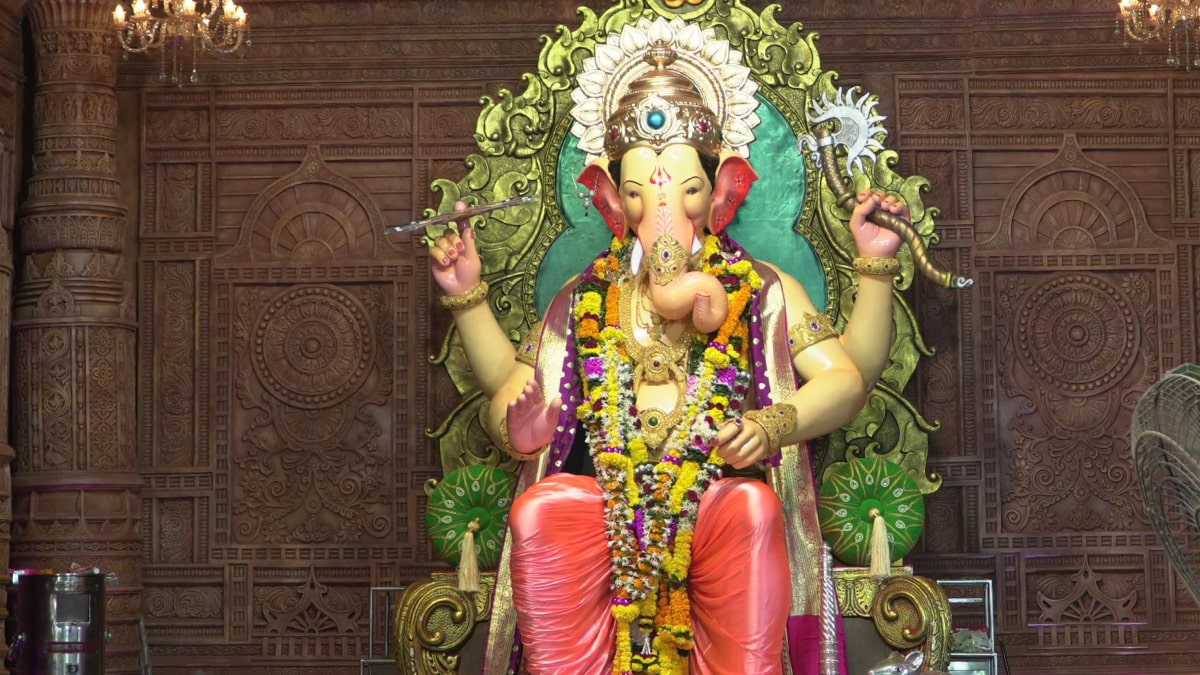 Top 10 Ganpati Pandals to Visit During Ganesh Chaturthi 2024 in Mumbai