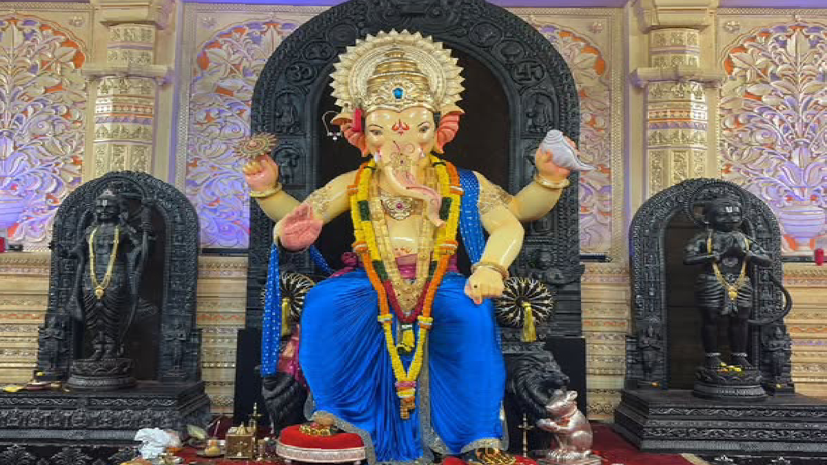 Khetwadi Ganraj 2025: Mumbai’s Tallest Ganpati Idol at Girgaon