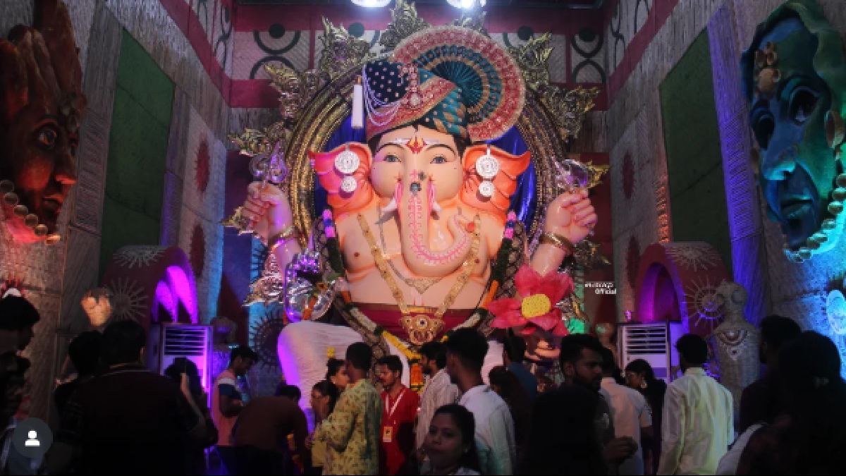 Girgaon Cha Raja 2025 – Mumbai’s Eco-Friendly Ganesh Pandal